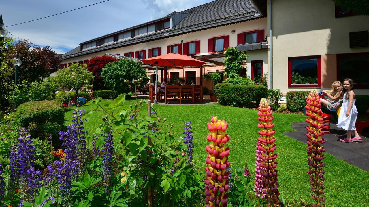 Gasthaus-Gostisce-Trattoria Ogris Ludmannsdorf Exterior photo