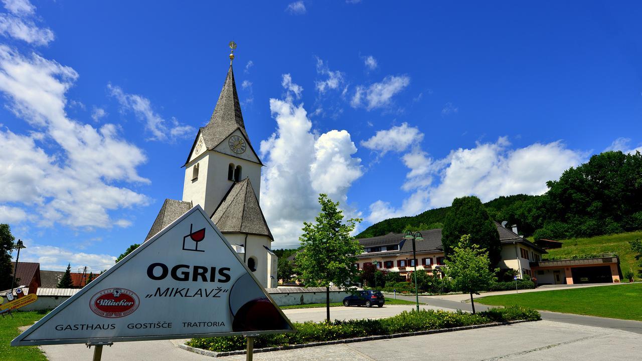 Gasthaus-Gostisce-Trattoria Ogris Ludmannsdorf Exterior photo